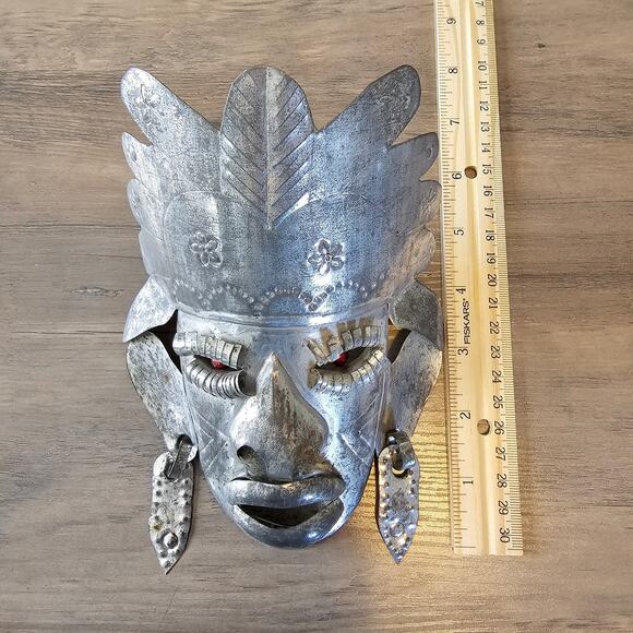 Vintage Mexican Tin Metal Mask with Beaded Eyes Folk Art Primitive Style Tribal - Picture 5 of 9